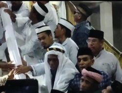 Bacabup Halsel Bahrain Kasuba Hadiri Pemancangan Tiang Alif Masjid Nurul Iman Desa Hatejawa 