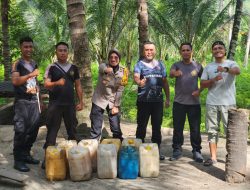 Gelar Razia, Polsek Wasile Selatan Amankan Ribuan Liter Miras Jenis Cap Tikus