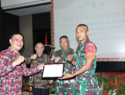 Sukseskan Percepatan Penurunan Stunting, Babinsa Kodim 1514/ Morotai Terima Penghargaan dari BKKBN Malut