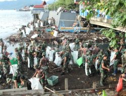 May Day,  Korem 152/Baabullah Gelar Karya Bhakti di Kawasan Sungai dan Pasar serta Terminal di Kota Ternate