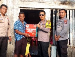 Sambut Hari Bhayangkara ke-78, Polsek Jailolo Selatan Salurkan Bantuan Sosial