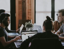 Mengapa Coworking Space Menjadi Solusi Ideal Bagi Profesional Modern