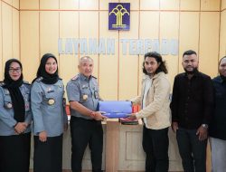 Kakanwil Purwanto Terima Dokumen Yayasan Pemberi Bantuan Hukum Maluku Utara Untuk Dilakukan Verifikasi Faktual