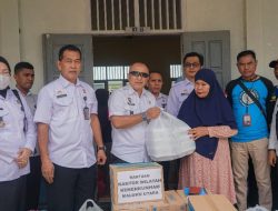 Kanwil Kemenkumham Malut Salurkan Bantuan Kemanusiaan Bagi Korban Banjir Bandang di Kelurahan Rua