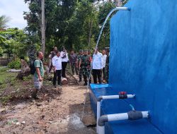 Wabup Sula Hadiri Upacara Penutupan Karya Bhakti Kodim 1510/Sula di Kabau