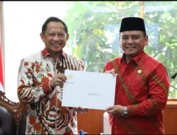 Masa Jabatan Pj. Gubernur Sultra Diperpanjang, Andap: “Terima Kasih atas Kepercayaan, Ini adalah Amanah dan Tanggung Jawab Besar