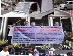 Gelar Aksi di Gedung KPK, SKAK Malut Pertanyakan Laporan Dugaan Korupsi Tauhid Soleman