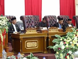 DPRD Halbar Gelar Rapat Paripurna Pengesahan Ranperda APBD Tahun 2025