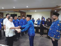 Bupati Halut Berikan Penghargaan Ke Sejumlah OPD dan Intansi Vertikal