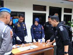 Polda Malut Gelar Test Urine Secara Mendadak ke Personel Bidhumas dan Binmas
