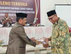 KPU Sula Tetapkan FAM-SAH Sebagai Bupati dan Wakil Bupati Terpilih Periode 2025-2030