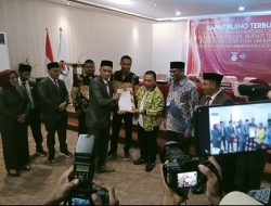 KPU Gelar Rapat Pleno Terbuka Penetapan Paslon Bupati dan Wakil Bupati Terpilih Halmahera Utara