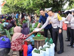 Ditlantas Polda Malut Gelar Edukasi Keselamatan Berkendara dan Berbagi Makanan Gratis