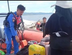 Alami Kebocoran dan Mati Mesin, Sat Polairud Polres Sula Bersama Tim Gabungan Berhasil Selamatkan 9 Penumpang