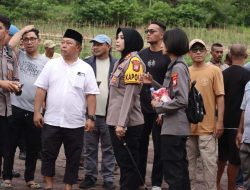Merasa Empati, Kapolres Ternate Kawal Permintaan Masyarakat Korban Banjir Bandang