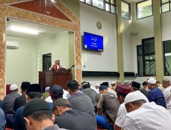 Sambut Idul Fitri, Karyawan NHM Sholat di Masjid Al-Musafirin