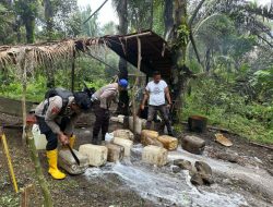 Polsek Gane Barat Grebek Tempat Penyulingan Miras 
