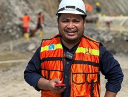 Tim PU Melakukan Pengukuran Jalan Pasar Inpres Tobelo