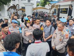 Kapolres Ternate Turun Langsung Amankan Aksi Unjuk Rasa dari OKP Cipayung