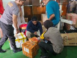 Lagi, Polsek KP3 Ahmad Yani Ternate Amankan Ratusan Kantong dan Botol Miras dari Sulut Tanpa Pemilik