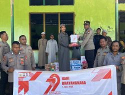 Sambut HUT Bhayangkara ke-79, Polsek Sanana Bagi Sembako di Pesantren dan Warga