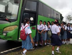 Jemput Masa Depan, NHM Luncurkan Bis Sekolah bagi Pelajar Lingkar Tambang