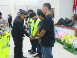 Dukung Tugas Kepolisian, Komunitas CCTV Gunung Tabalik Terima Penghargaan dari Kapolres Halteng