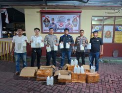 Polres Ternate Gagalkan Peredaran Minuman Keras di Pelabuhan Fery Bastiong