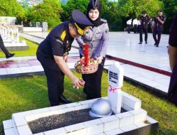 Peringati Hari Pengayoman ke-80, Kemenkum Malut Gelar Upacara Tabur Bunga
