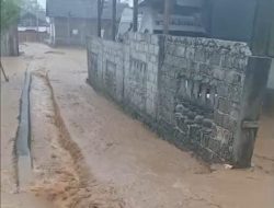Akibat Hujan Deras, Puluhan Rumah di Desa Waikafia Kepulauan Sula Diterjang Banjir 