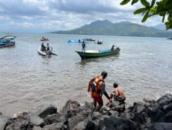 Dihantam Gelombang Akibat Cuaca Buruk, Longboat Berpenumpang 2 Orang Terbalik Antara Perairan Tidore dan Ternate