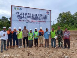 PT. Smart Marsindo Peletakan Batu Pertama SMA Negeri 3 Halmahera Tengah
