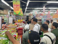 Pastikan Harga Beras Stabil, Satgas Pangan Polri dan Polda Malut Sidak di Kota Ternate