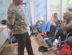 IGD RSUD Chasan Boesorie Ternate Penuh, Pasien Dirawat Gunakan Kursi Pengunjung
