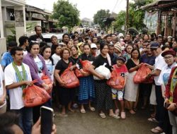 Tim Natal Nasional Bantu Distribusi Bantuan atas Instruksi Prabowo ke Sumut, Masjid Tampung Pengungsi dari Semua Umat