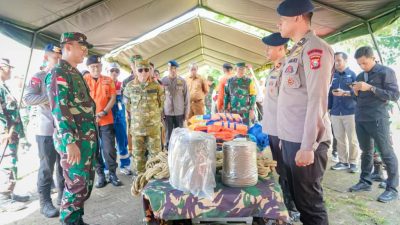 Pangdam XV/Pattimura Buka Latihan Penanggulangan Bencana Banjir di Halteng