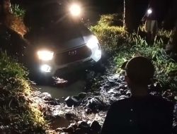 Akses Jalan Rusak,  Guru SD Loloda Utara Wafat  saat Dirujuk ke RSUD Tobelo