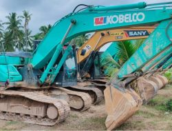 Mabes Polri Sita Alat Berat Diduga Bermuatan Ore Nikel Milik PT SMN  di Halmahera Timur