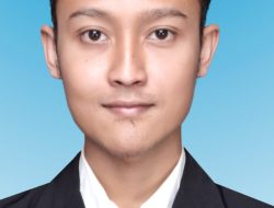 Dari Membaca Teks ke Membaca Diri