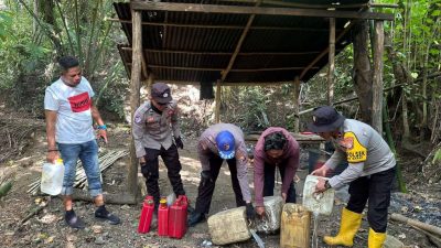 Polsek Gane Barat Kembali Musnahkan 100 Liter Miras dalam Ops Pekat Kie Raha I 2026 di Halsel