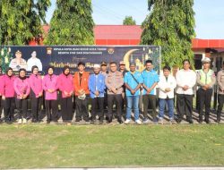 Polresta Tidore Gandeng Elemen Berbagi Takjil ke Masyarakat