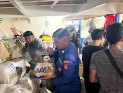 Sat Polairud Polres Sula Amankan Puluhan Botol Miras di KM Permata Obi