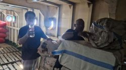 Polsek KP3 Ahmad Yani Ternate Kembali Sita Ratusan Botol Cap Tikus dari Manado