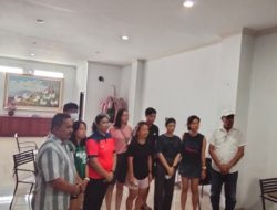 7 WNA Singapura Tinggalkan Tobelo Menuju Sofifi, Dikawal Pemda Halut