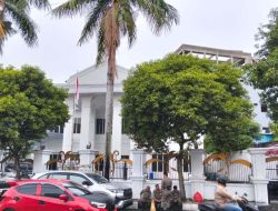 Tim Korsup Wilayah V KPK RI Rapat Tertutup Dengan Pemprov Malut di Kediaman Gubernur di Ternate
