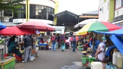Kapolda Malut Perintahkan Satgas Pangan Cek Harga Bapok di Pasar  