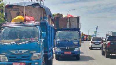 Truk Sampah Pemkot Ternate Kesulitan BBM, APMS Siantan Dipadati Antrean 