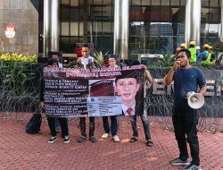 Aksi ke KPK, FORMAHSEL Lapor Dugaan Korupsi Proyek Jembatan Busale di Halsel