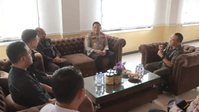 Tingkatkan Sinergitas, Kapolre Sula Berkunjung ke PN Sanana