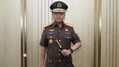 Jaksa Agung Lantik dan Sumpah Kajati Maluku Utara Roberthus Melchisedek Tacoy